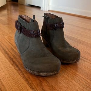 Dansko forest green ankle boot size 40